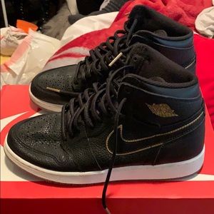 Nike Is jordan 1s